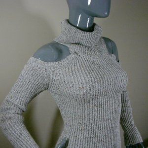 Illa Illa Cold Shoulder Sweater Dress - Size Large